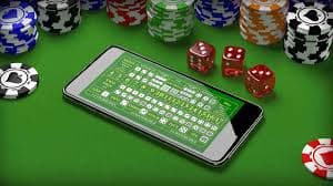 Peringkat tangan Three Card Poker Grafis peringkat tangan Three Card Poker dari Royal Flush hingga High Card