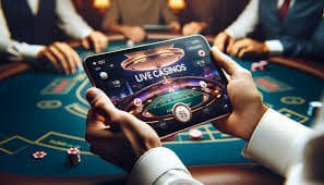 Antarmuka mobile c00lkidd yang intuitif Antarmuka permainan Three Card Poker di aplikasi mobile c00lkidd